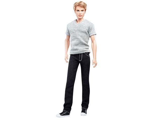 Barbie Basics 2 16 Loiro