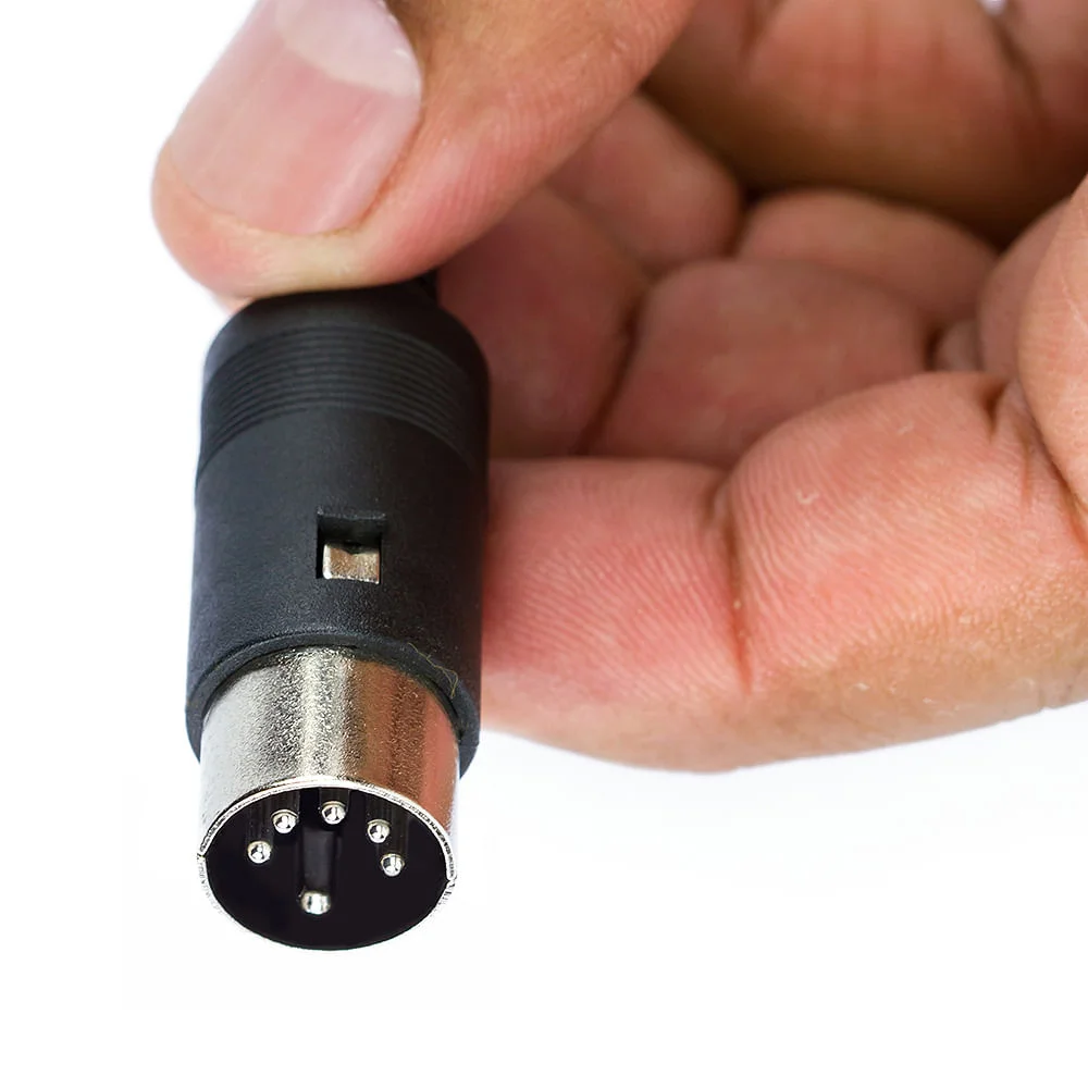 Imagem 2 de 2 do produto Plug Din Rabicho