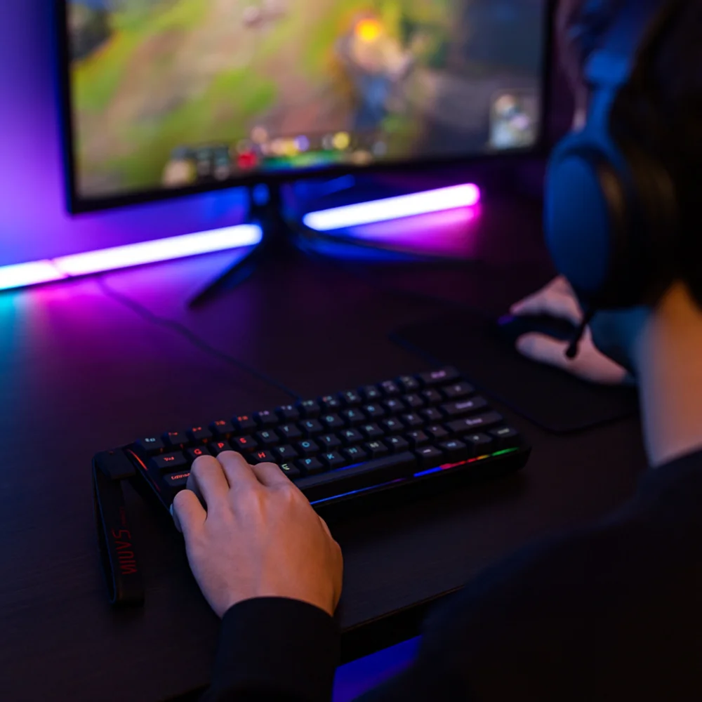 Teclado Mecânico Magnético Aula Win60 RGB Layout 60% Usb