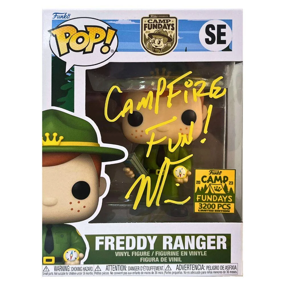 Imagem 2 de 3 do produto Boneco Funko Pop! Freddy Ranger - Edição Limitada Assinado