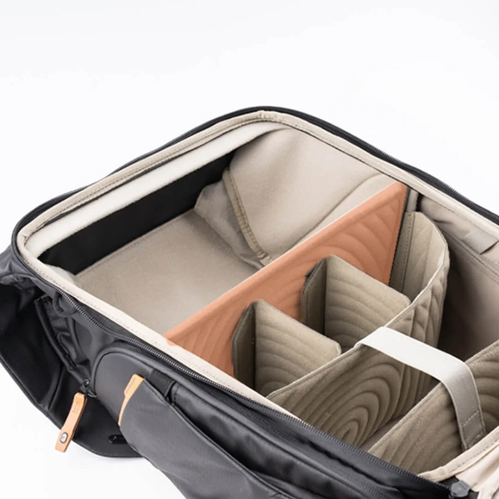 Imagem 2 de 5 do produto Mochila Para Câmeras E Drones - Pgytech Onego 2 20l (matte Black)
