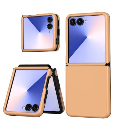 Capa para o Samsung Galaxy Z Flip 7 com Proteção Total - Case Anti-Impacto, Design Fino e com Acabamento Premium | Cor: Bege