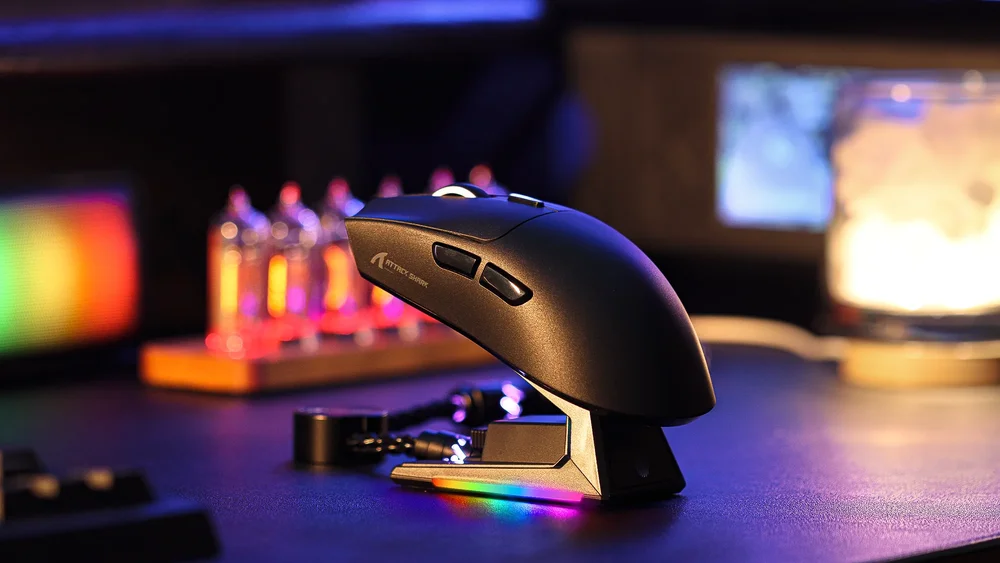 Imagem 4 de 5 do produto Mouse Gamer Attack Shark X1 Wireless 40.000 Dpi Paw3395 Pro Com Dock RGB, Preto