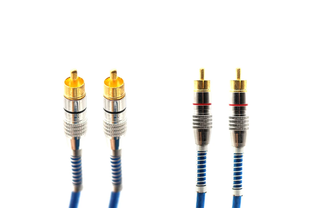 Imagem 2 de 3 do produto Cabo Rca 5m Dupla Blindagem 5mm Azul Transparente Plug Metal Prime Alta Fidelidade Áudio Estéreo Durável E Resistente