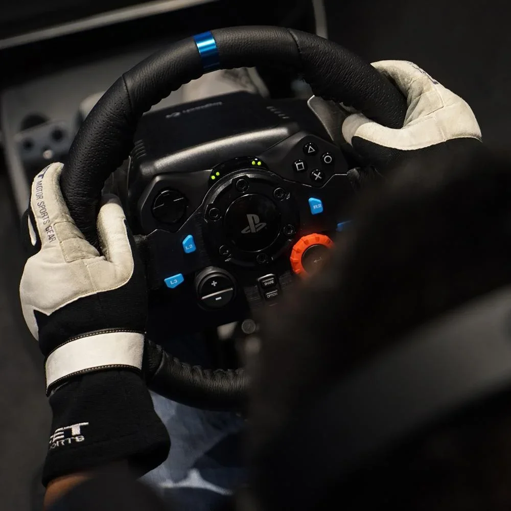 Volante Logitech G29 Driving Force (ps5, Ps4, Ps3 E PC) Volante Logitech G29 Driving Force (ps5, Ps4, Ps3 E PC)