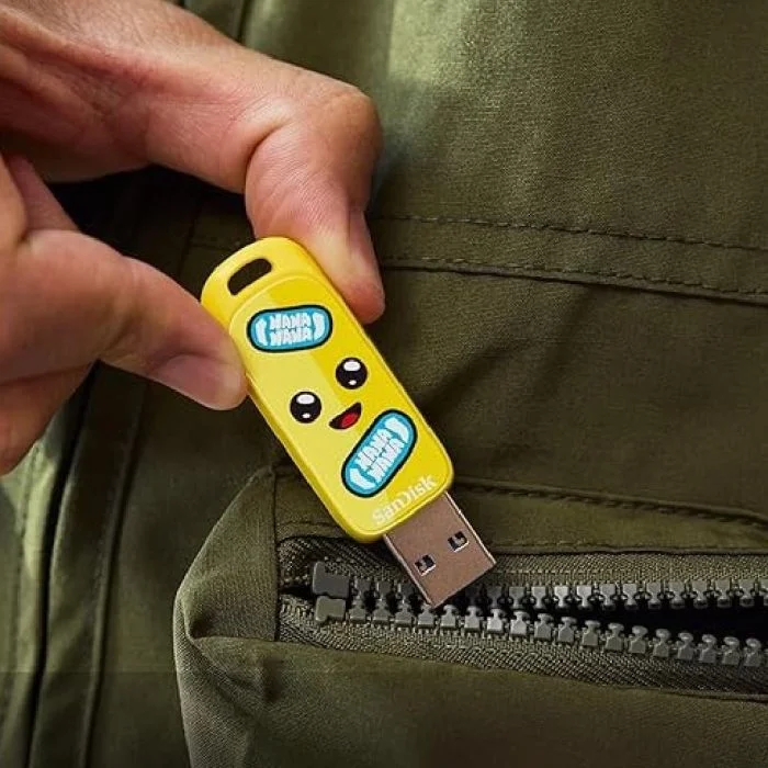 Imagem 4 de 5 do produto Pen Drive Sandisk Fortnite Peely Edition Usb 3.2 128GB Amarelo - Sdczif-128g-g46