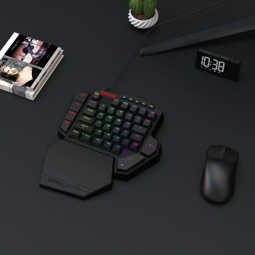 Imagem 5 de 5 do produto Teclado Gamer Redragon Diti One Hand RGB Switche Ultramag Magnético Preto - K585RGB-m