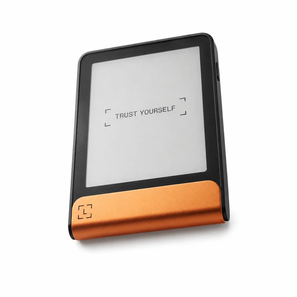 Imagem 5 de 5 do produto Ledger Flex — Hardware Wallet com Tela E Ink Touch, Bluetooth e USB-C — Carteira Cripto — BTC Orange