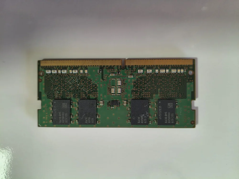 Memória Samsung Ddr4 8GB Notebook PC4-2133p 1rx8 Memória Samsung Ddr4 8GB Notebook PC4-2133p 1rx8