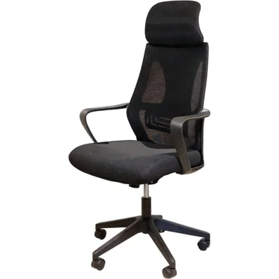 Cadeira Escritório Presidente Nero Domann Design Assento Pu Preto Tela Mesh Base Metal