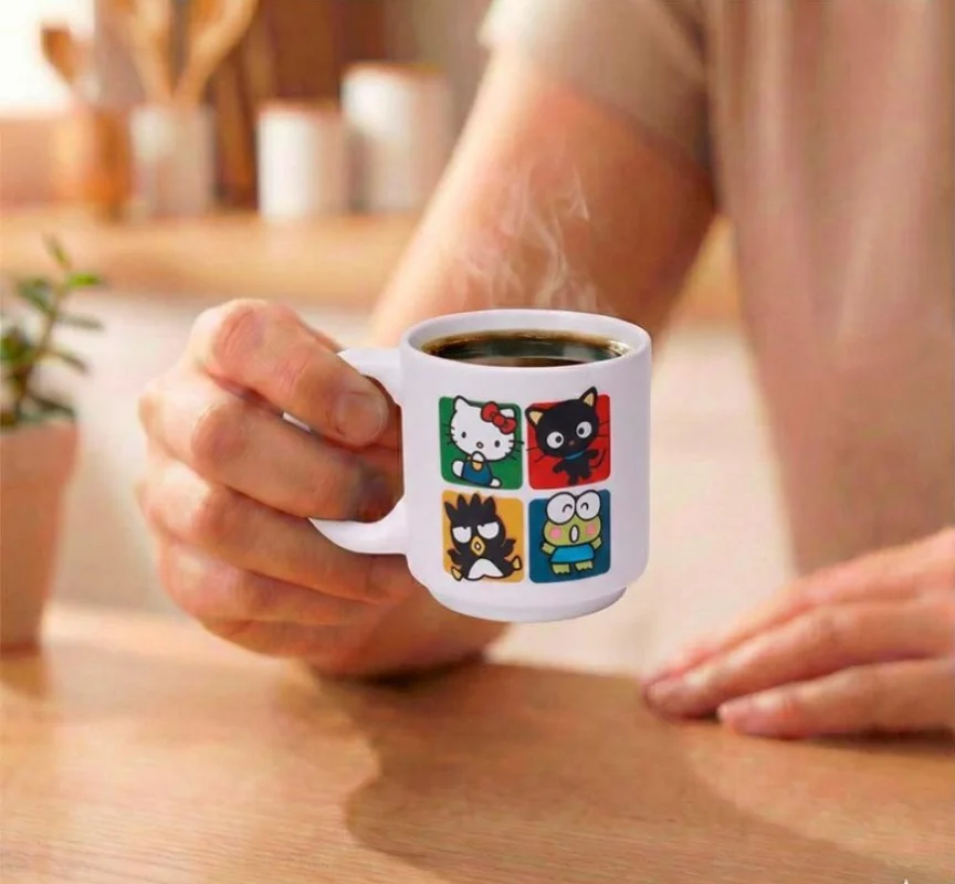 Imagem 2 de 4 do produto Caneca Mini Tina 100ml Hello Kitty E Friends Frame