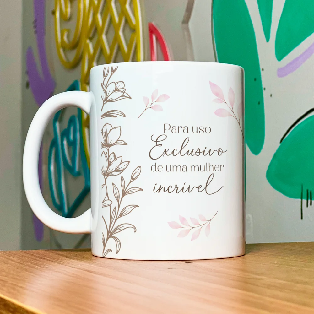 Imagem 2 de 5 do produto Caneca Floral Mulheres - Exclusivo De Uma Mulher Incrível