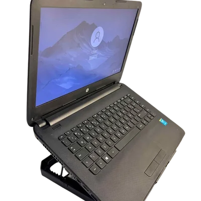 Usado - Notebook Hp 240 G4 | Intel Core i3 5ª Geração | 8GB | SSD 128GB | Tela 14"
