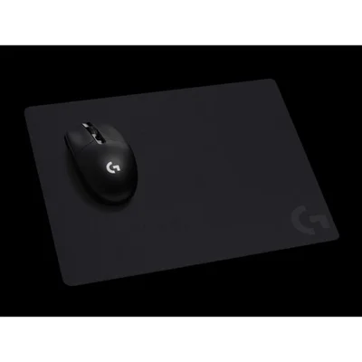 Mouse Pad Gamer Logitech G G240 De Tecido Clássico 28cm X 34cm X 1mm Preto/azul