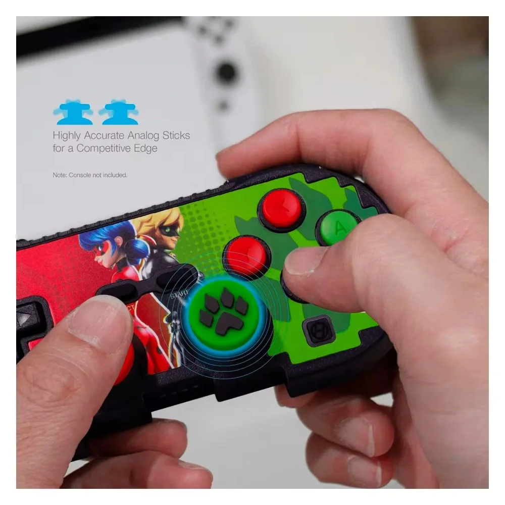 Imagem 4 de 5 do produto Controle Hyperkin Miraculous Ladybug Cat Noir Nintendo Switch Com Fio Oficial Ergonômico Preto Vermelho
