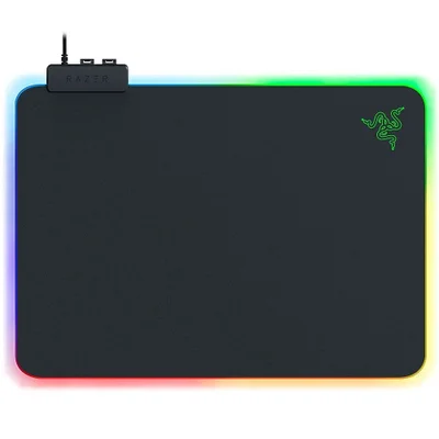 Mousepad Razer Firefly V2 Rz02-03020100-r3u1 Chroma RGB 355x280mm 3mm Microtexturizado Base Emborrachada Preto Gamer