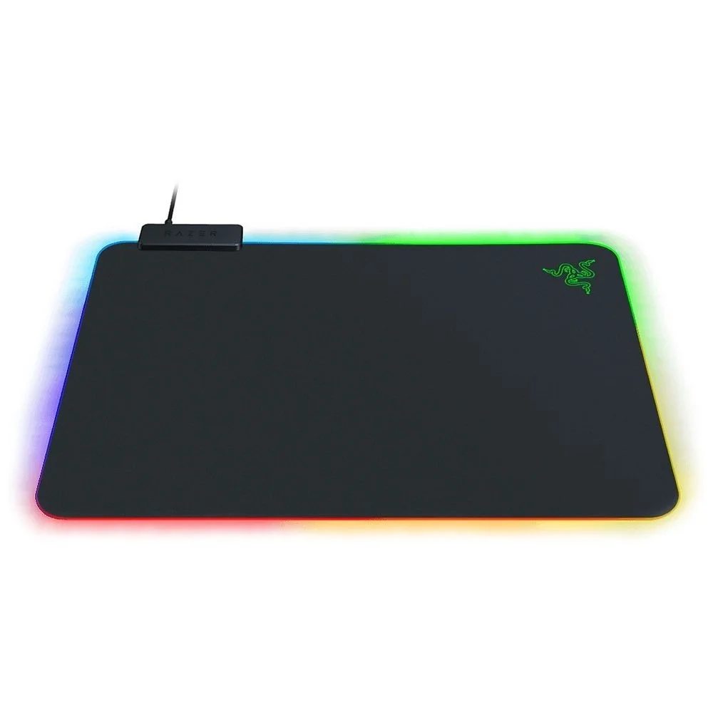 Imagem 3 de 4 do produto Mousepad Razer Firefly V2 Rz02-03020100-r3u1 Chroma RGB 355x280mm 3mm Microtexturizado Base Emborrachada Preto Gamer
