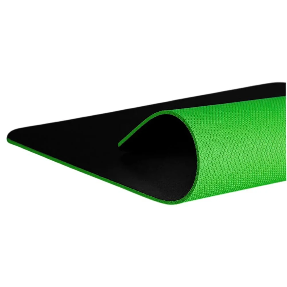 Imagem 4 de 5 do produto Mousepad Gamer Razer Gigantus V2 Pro L Rz02-05490600-r3u1 500x480mm 4mm Base Antiderrapante Superfície Tecido Otimizada Preto