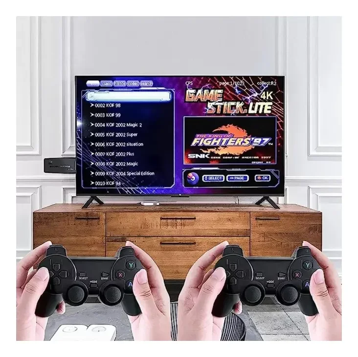 Imagem 4 de 4 do produto Jogo De Vídeo Gamer Stick 4k M8 Para Televisão Com 02 Controladores