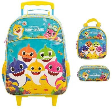 O fenômeno Baby SharkBaby Shark, do do do do do doBaby Shark, do do do do do doPainel com detalhes em PVC 3DNylon 420D e estampa silkBolsos laterais c