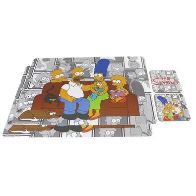 Quer deixar sua mesa de jantar mais descolada com produtos dos Simpsons? Nossa loja nerd traz um combo que vai ajudar a vida dos geeks e cozinheiros.