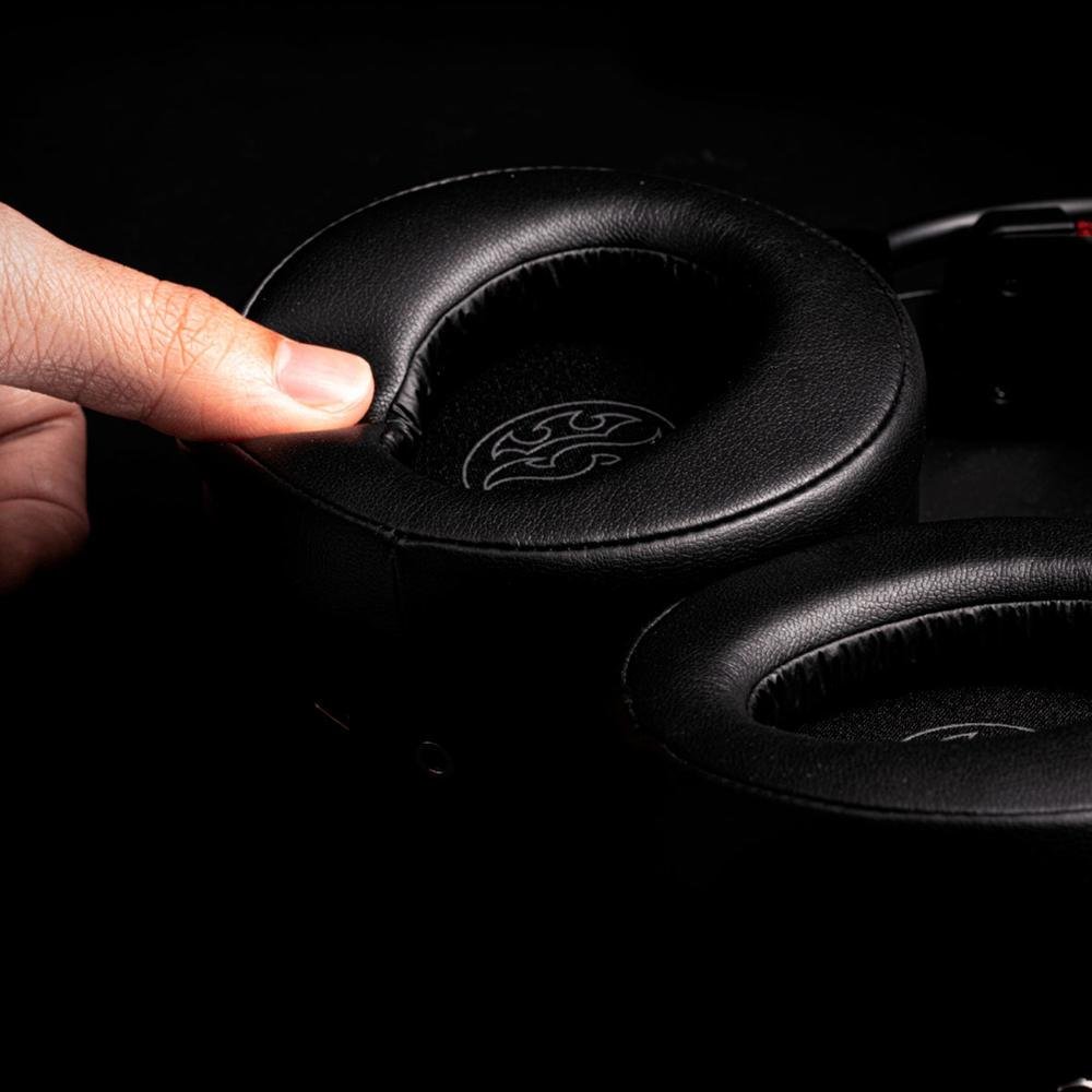 Headset Gamer ADATA XPG PRECOG 7.1 USB Type-C, FPS Mode, ENC, Preto/Led Vermelho Headset Gamer ADATA XPG PRECOG 7.1 USB Type-C, FPS Mode, ENC, Preto/Led Vermelho