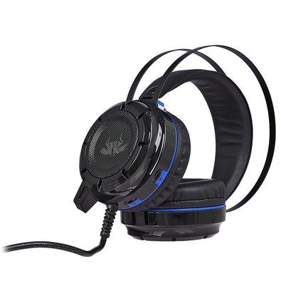 Desenvolvido especialmente ao usuário que aprecia ficar jogando por horas, o Headset Gamer Knup Bass Vibration 7.1, com Iluminação USB + P2, Microfone