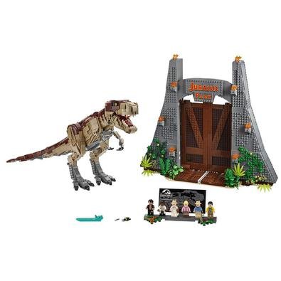Desfrute de uma experiência avançada de construção e reviva momentos clássicos do cinema com o LEGO® Jurassic World 75936 Jurassic Park: T. rex Rampag