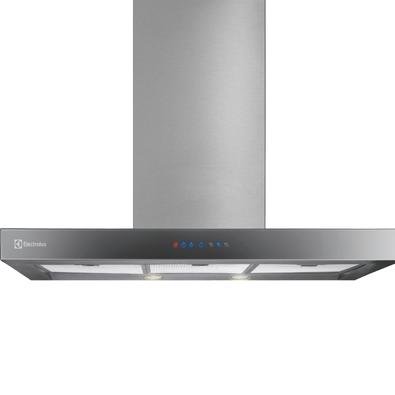 A Coifa de Parede Blue Touch Electrolux com filtro de carvão ativado ajuda a eliminar os odores desagradáveis quando direcionada para a função Depurad