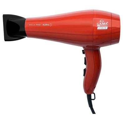 O Bella Pro Íon é um secador profissional da marca Gama Itally, perfeito para quem busca praticidade e alto desempenho. Oferece uma finalização incrív