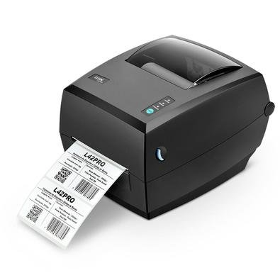 Fabricada no Brasil, a Impressora de Etiquetas L42 PRO é muito fácil de usar e compatível com diversos sistemas. Com sensor de etiquetas móvel e recon