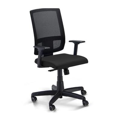 A Cadeira Plaxmetal Brizza Diretor foi projetada para fornecer conforto e segurança. Ela oferece alta resistência, perfeita absorção de impactos, leve