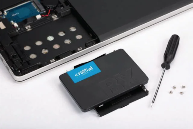 SSD Crucial Bx500 1TB, Sata 6GB/s 2.5, Leitura 540 MB/s, Escrita 500 MB/s, Preto - Ct1000bx500ssd1