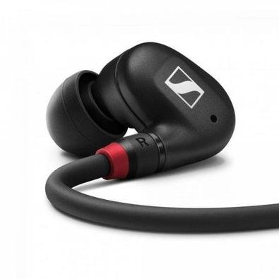 As altas expectativas do monitoramento in-ear são facilmente atendidas pelo IE 40 PRO graças a um avançado sistema de driver dinâmico. O inovador diaf