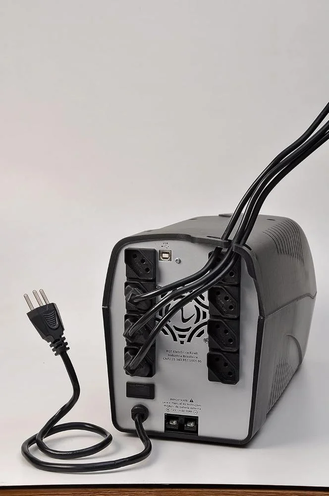 Imagem 4 de 4 do produto Nobreak Easy Way New 1500va Cbu-ti Bl Entrada Trivolt 115-127-220v Saida 115v 8 Tomadas 4158