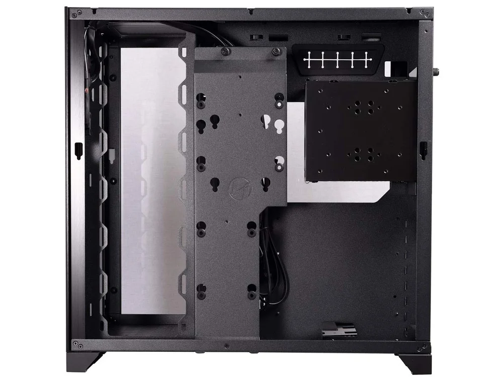 Imagem 3 de 5 do produto Gabinete Lian Li 011 Dynamic Preto Mid Tower Lateral de Vidro Temperado - Dynamic 011 Preto