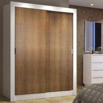 Guarda-Roupa com duas portas de correr de deslizamento suave, trilhos em alumínio, dobradiças metálicas e ferragens de qualidade que proporcionam melh