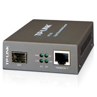 Compativel com padrões IEEE 802.3ab e IEEE 802.3z Porta FX suporta troca automática Estende a distância da fibra em aTé 0,55 km para fibra de Multi Mo