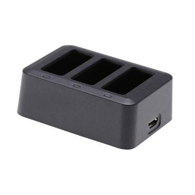 HUB PARA BATERIAS DJI TELLO ORIGINAL O Hub de Carregamento da Bateria Tello foi projetado para uso com as Baterias de Voo da Tello. Pode acomodar até