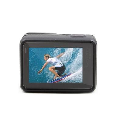 Aumente a proteção de sua GoPro com esta película protetora. Proteja a Lente e o LCD de sua câmera contra riscos, sujeiras e poeiras.