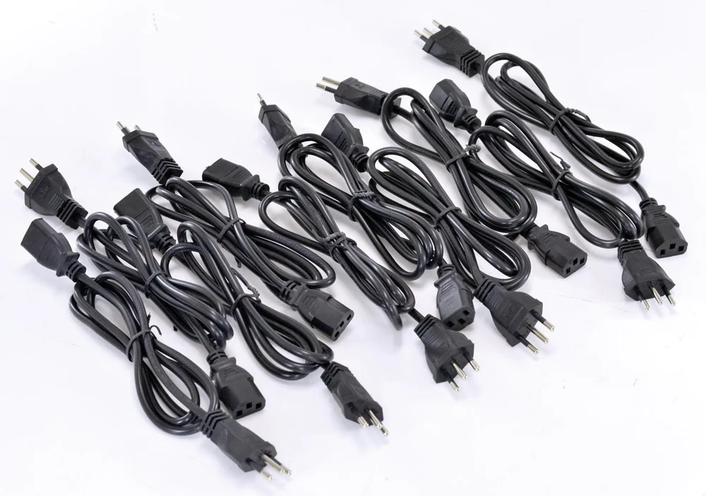 Imagem 4 de 5 do produto Cabo De Forca Tripolar Para Fonte 3x0.50 Mm, 250v, 10a, 1.2 Metros