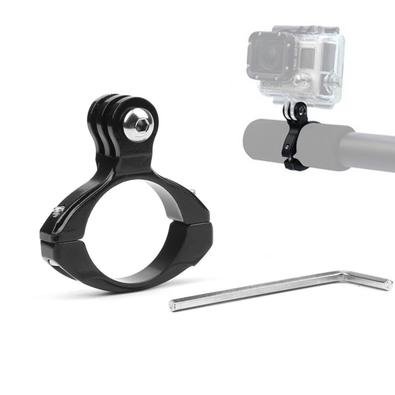 Uma ótima opção para capturar belas imagens enquanto curte um passeio é utilizar este suporte de bike para GoPro, que possibilita a montagem da câmera