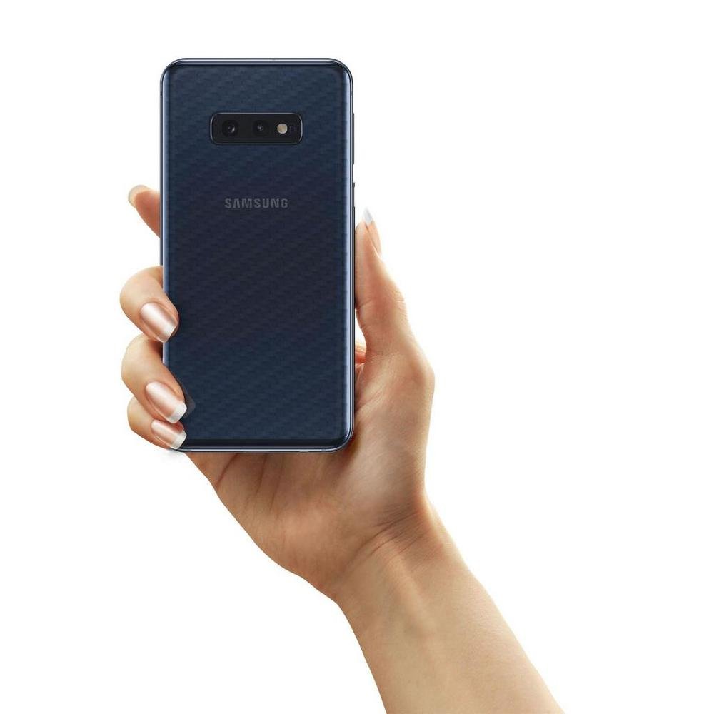 Imagem 3 de 5 do produto Película Gorila Shield Traseira De Fibra De Carbono Transparente Para Samsung Galaxy S10e