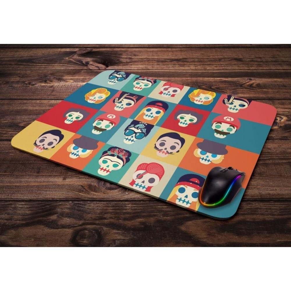 Imagem 2 de 2 do produto Mouse Pad Gamer Starnerd Caveira Famosos