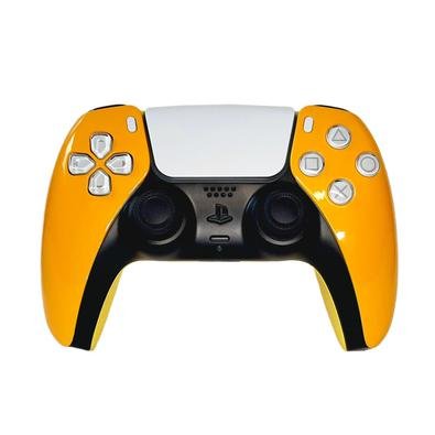 Eleve seus sentidos O controle sem fio DualSense oferece resposta tátil, efeitos de gatilho adaptáveis e um microfone embutido, tudo em um design icôn