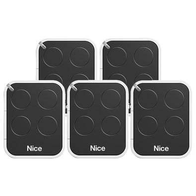 Pode ser utilizado como um acessório no seu dia a dia. Possui 4 botões do sistema Push Button, mais resistente e auxilia para que não haja perda do si