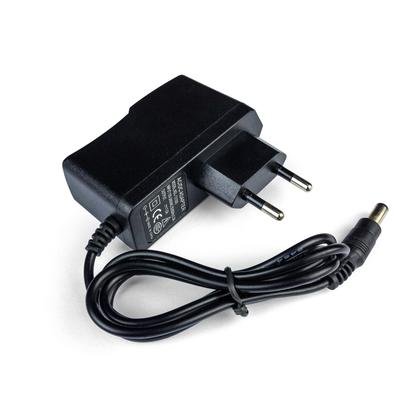 Informações do Produto Características Fonte Universal Chaveada AC/DC Bivolt ideal para produtos eletrônicos como tablets, câmeras CFTV, fitas de led,