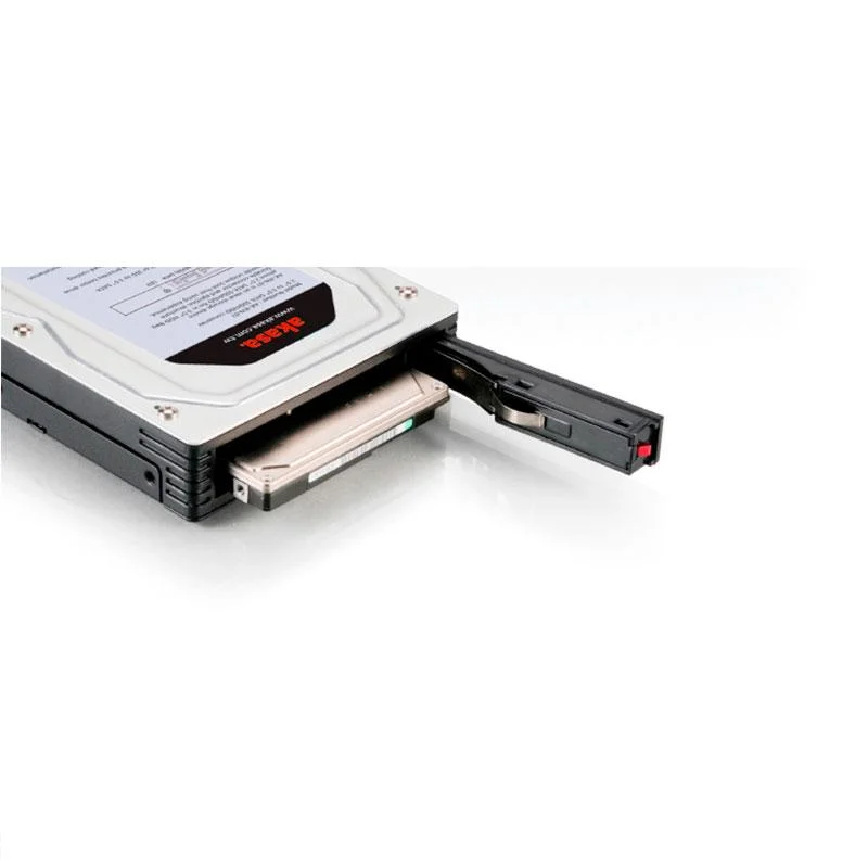 Conversor De SSD Ou HD 2.5 Para HD 3.5 - Converte SSD Ou HD 2.5 Para HD 3.5 - Akasa Ak-ien-07