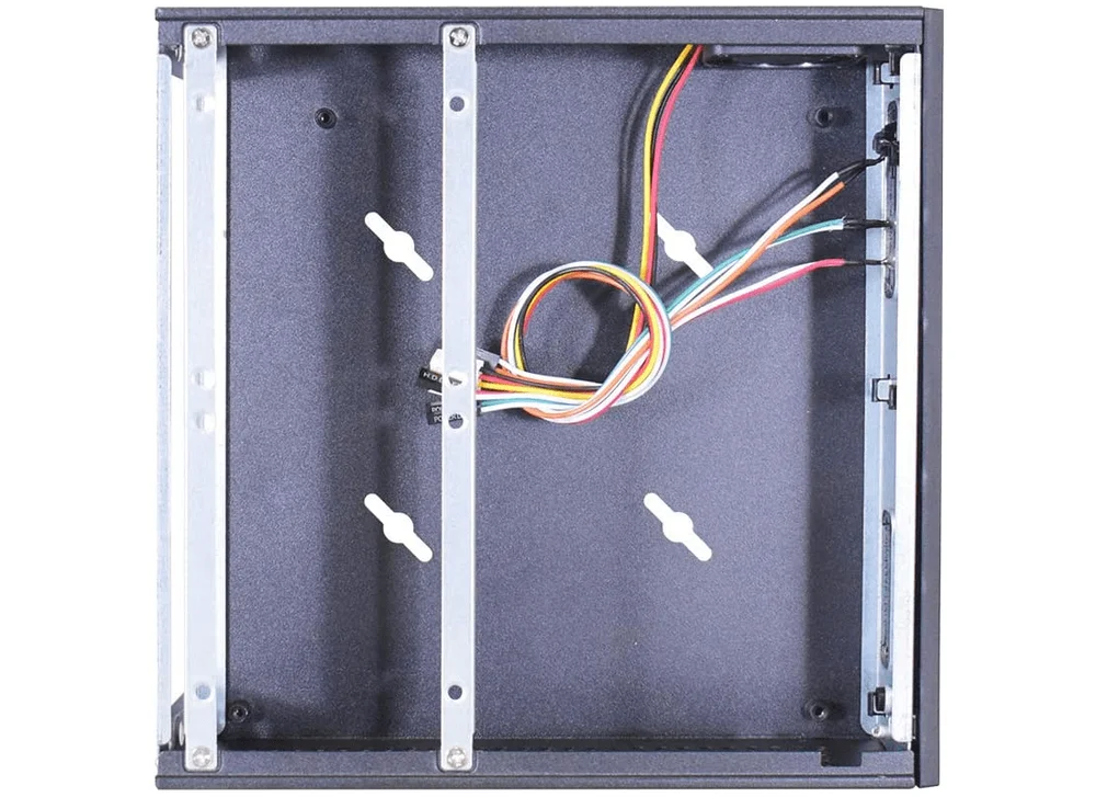 Imagem 4 de 5 do produto Gabinete K-mex Mini-itx, Com Fonte, 60w - Gi-218e