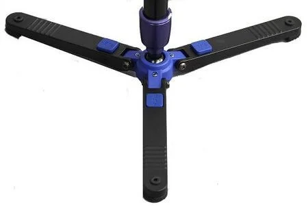 Imagem 2 de 4 do produto Monopé Com Base Pés De Galinha Para DSLR e Filmadoras, Até 4kg - MP-1358A